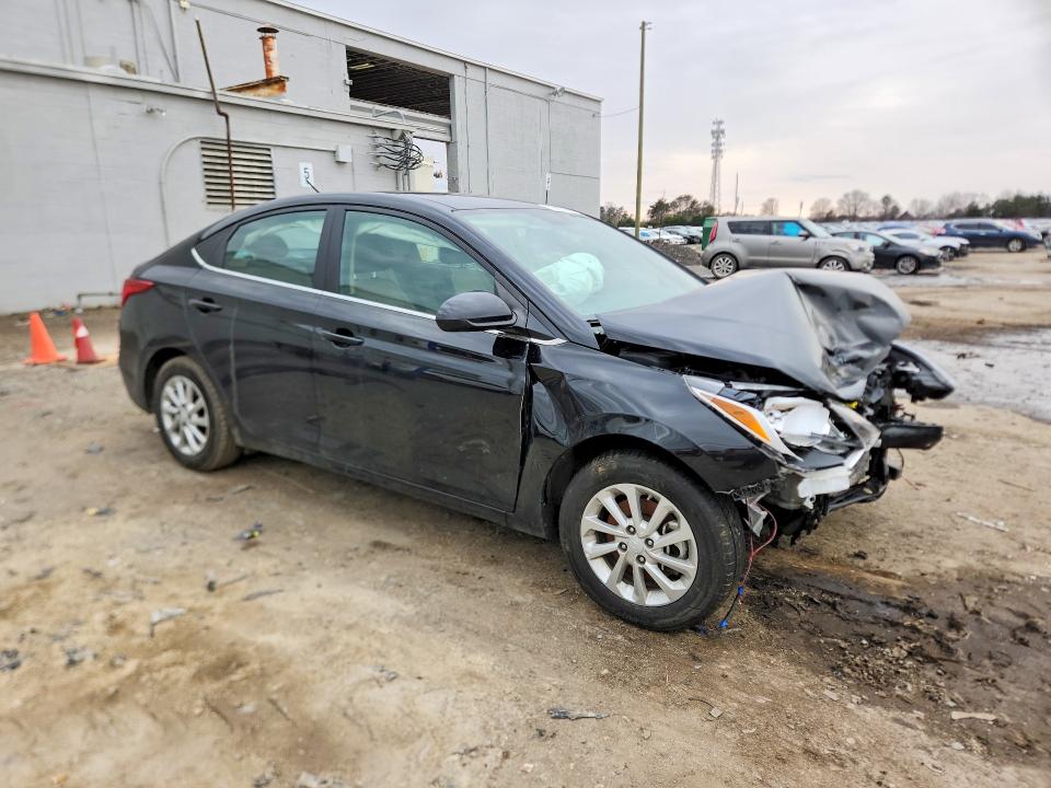 2022 Hyundai Accent მანქანა იყიდება აუქციონზე, vin: 3KPC24A6XNE166140, აუქციონის ნომერი: 77941785