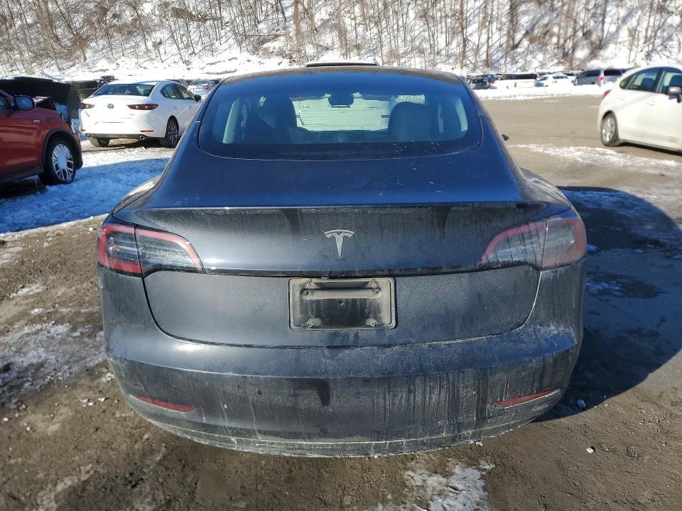 Auction sale of the 2023 Tesla Model 3, vin: 5YJ3E1EA2PF680971, lot number: 75261395