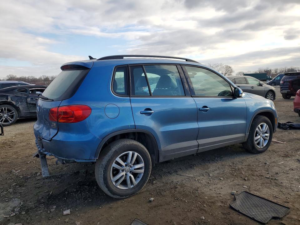 2017 Volkswagen Tiguan მანქანა იყიდება აუქციონზე, vin: WVGBV7AX6HK013717, აუქციონის ნომერი: 76613325