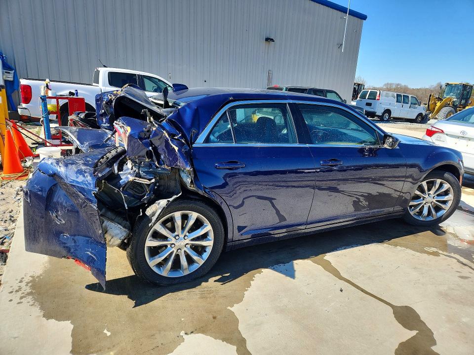 78508805 :رقم المزاد ، 2C3CCARG4GH321379 vin ، 2016 Chrysler 300 مزاد بيع