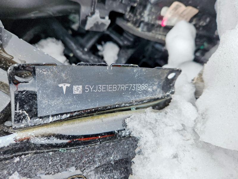 Продажа на аукционе авто 2024 Tesla Model 3, vin: 5YJ3E1EB7RF731988, номер лота: 75165915