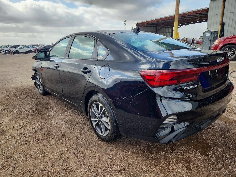 77888195 :رقم المزاد ، 3KPF24AD2RE708915 vin ، 2024 Kia Forte مزاد بيع
