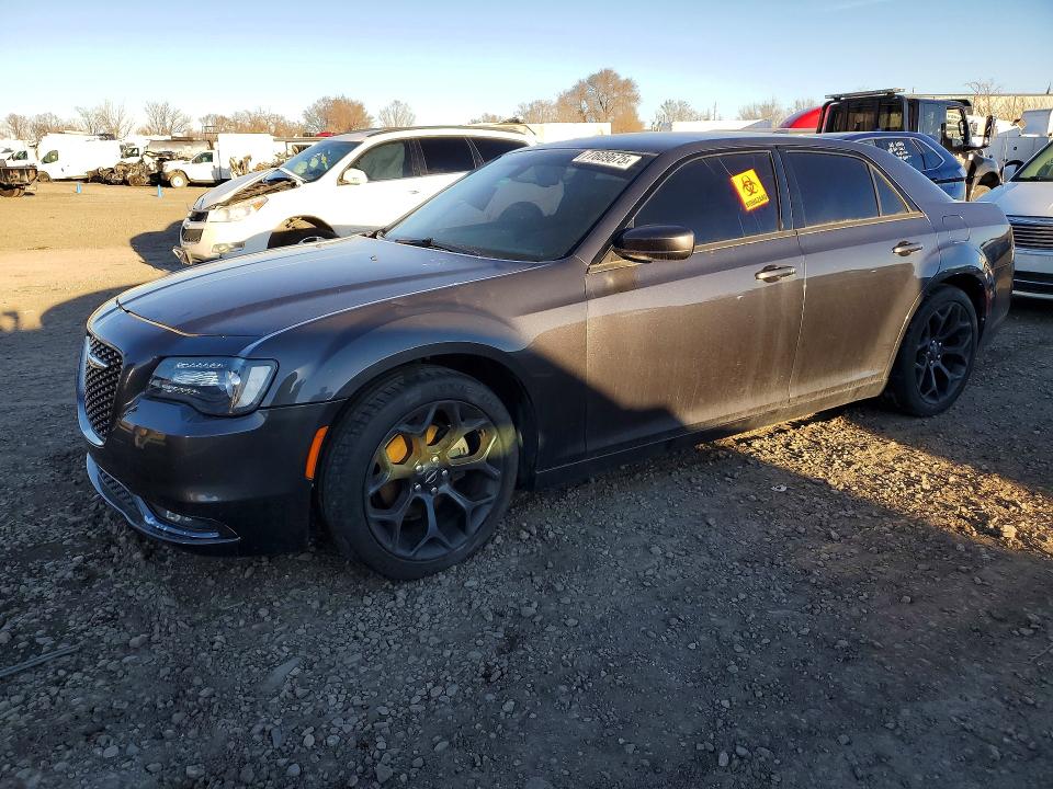 77609675 :رقم المزاد ، 2C3CCABG5KH538863 vin ، 2019 Chrysler 300 مزاد بيع