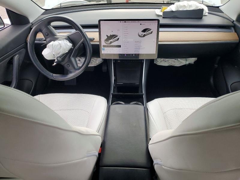 76462545 :رقم المزاد ، 5YJ3E1EA6JF076881 vin ، 2018 Tesla Model 3 مزاد بيع
