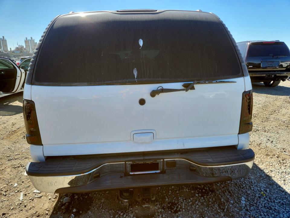 2003 Chevrolet Suburban მანქანა იყიდება აუქციონზე, vin: 1GNFK16ZX3J130454, აუქციონის ნომერი: 79109585
