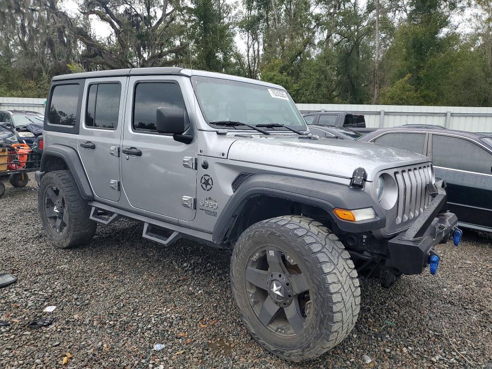 76243565 :رقم المزاد ، 1C4HJXDNXJW206858 vin ، 2018 Jeep Wrangler Unlimited مزاد بيع