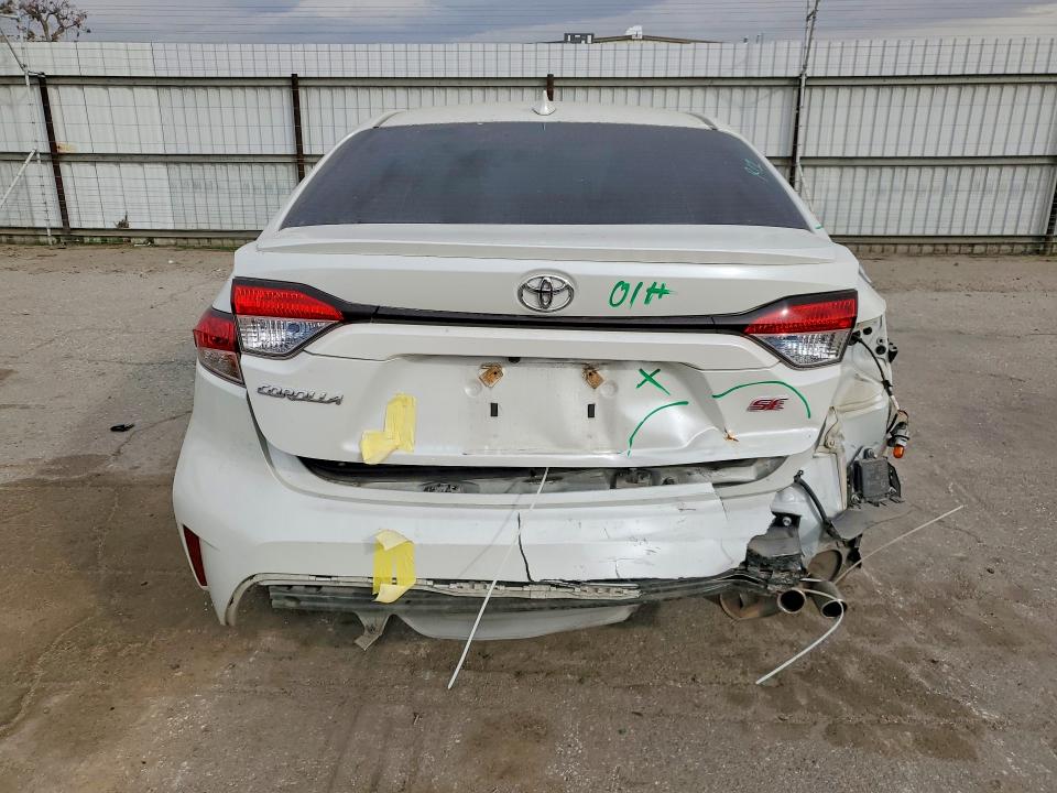 76768745 :رقم المزاد ، JTDP4MCE2MJ070777 vin ، 2021 Toyota Corolla مزاد بيع