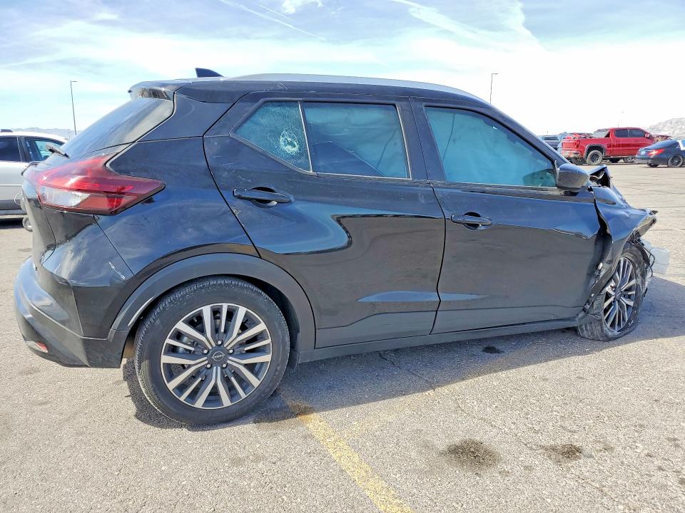 79226145 :رقم المزاد ، 3N1CP5CV7NL517242 vin ، 2022 Nissan Kicks مزاد بيع