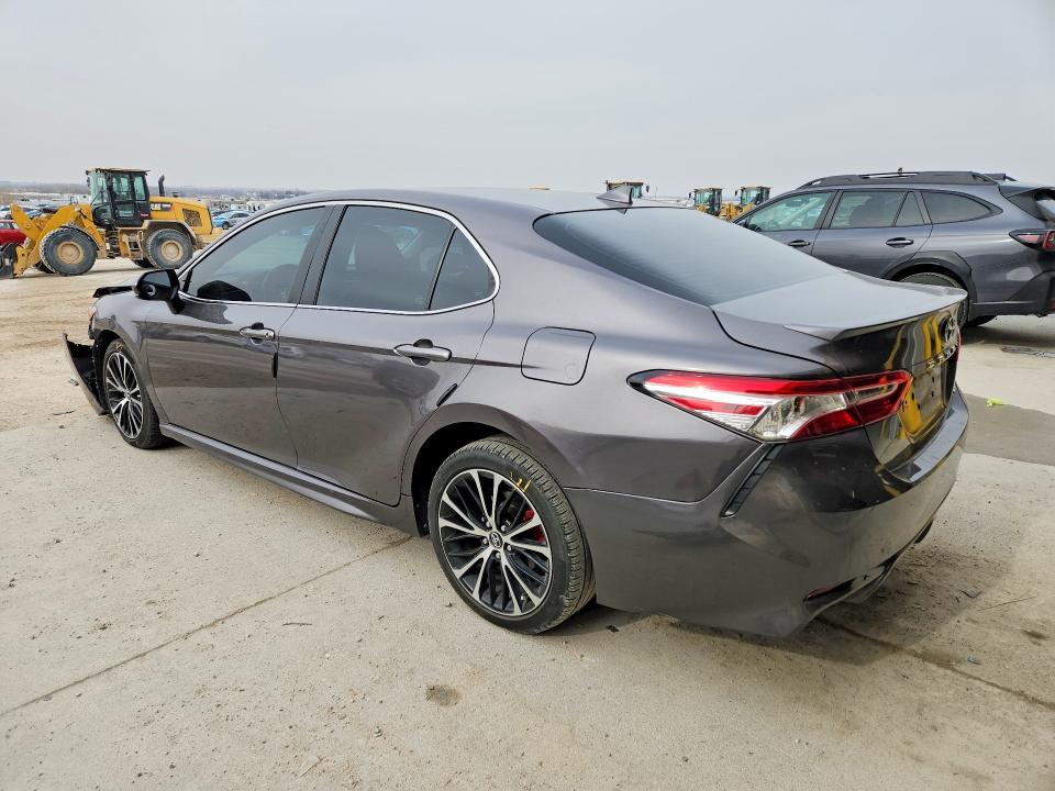 75438165 :رقم المزاد ، 4T1G11AK7LU918239 vin ، 2020 Toyota Camry مزاد بيع