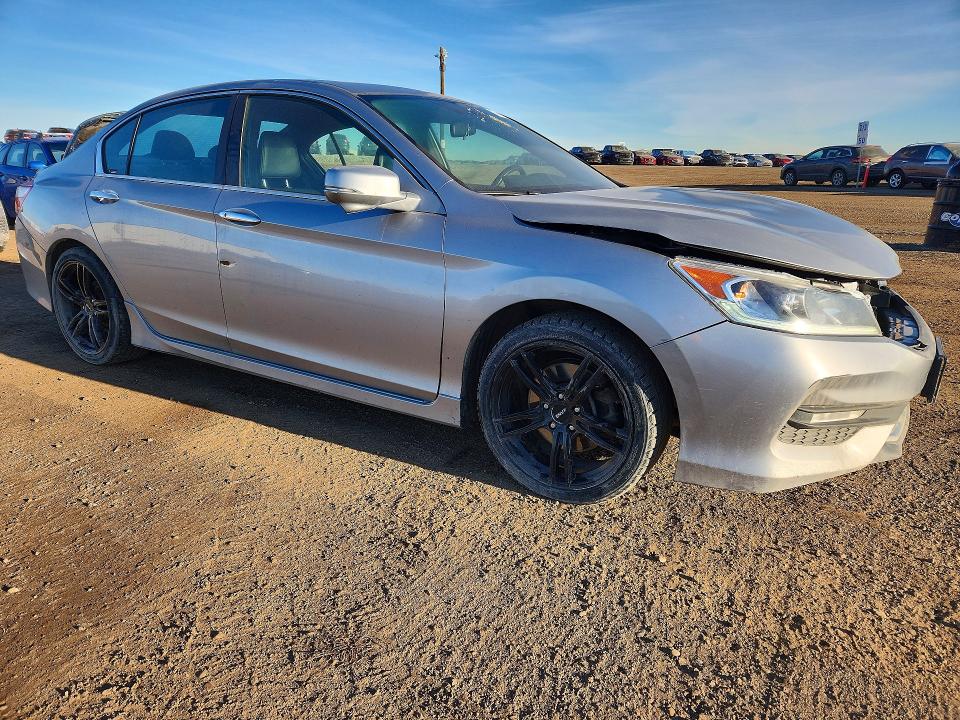 Продаж на аукціоні авто 2017 Honda Accord, vin: 1HGCR2F50HA810253, номер лоту: 77137665