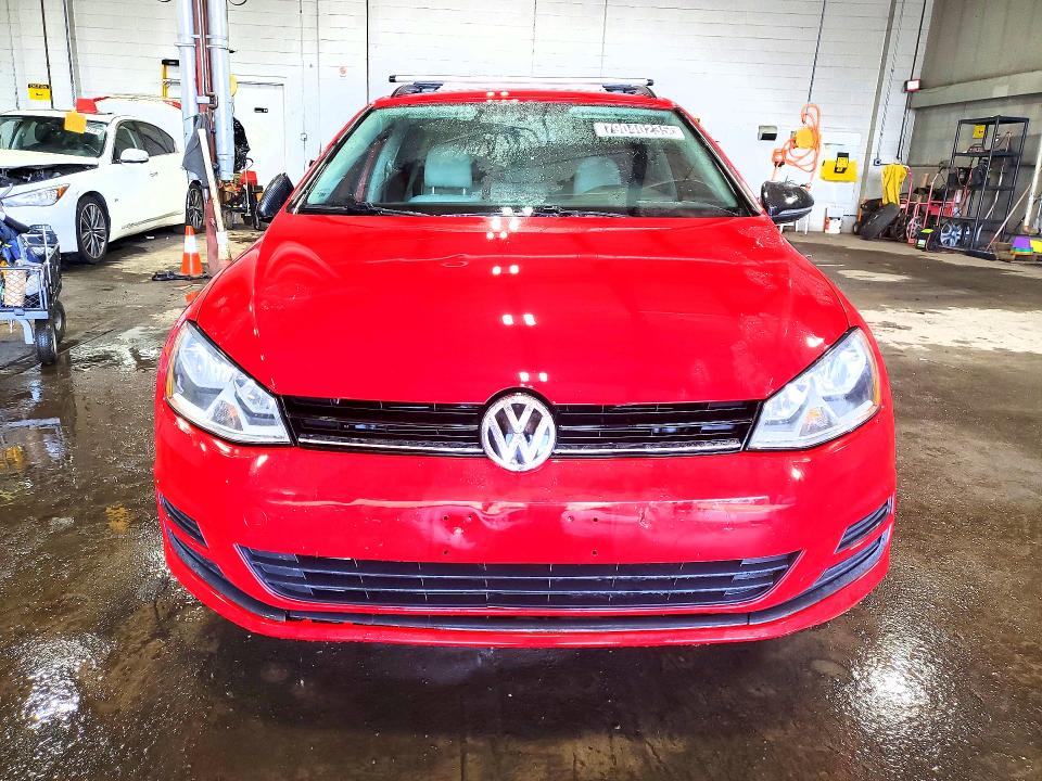 79040235 :رقم المزاد ، 3VW017AU6HM518014 vin ، 2017 Volkswagen Golf Sportwagen مزاد بيع