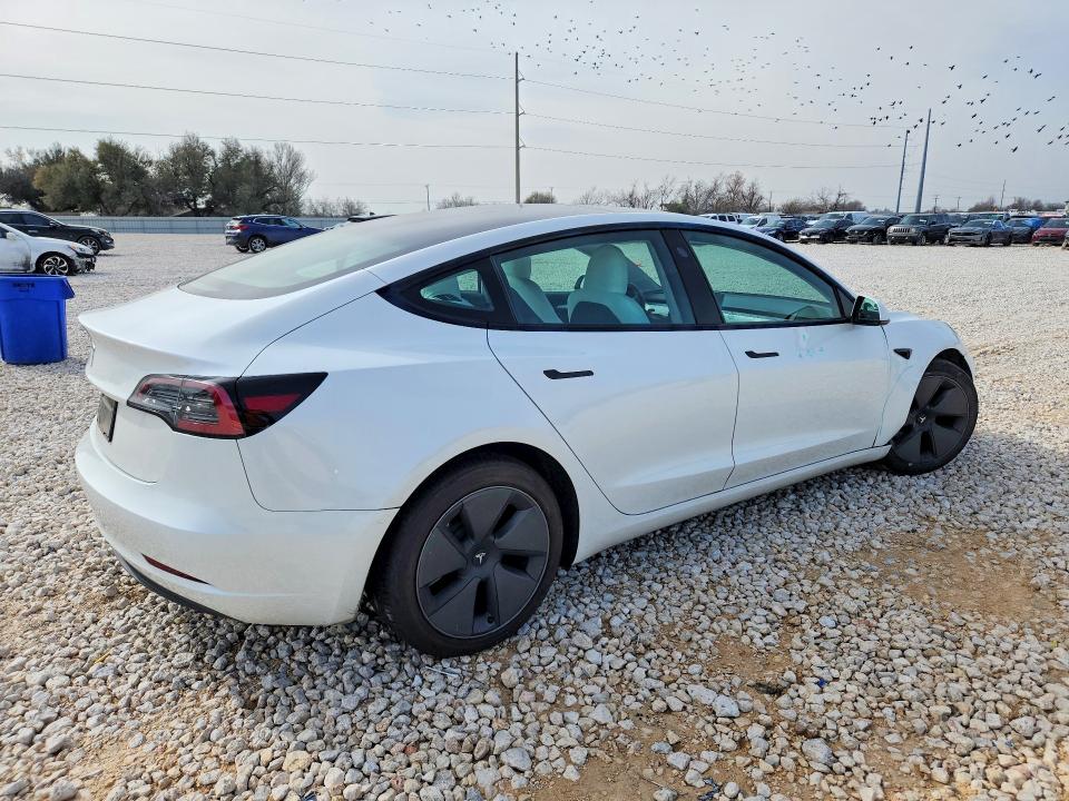 Продажа на аукционе авто 2023 Tesla Model 3, vin: 5YJ3E1EA0PF565530, номер лота: 76549755