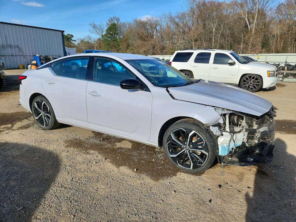 2024 Nissan Altima მანქანა იყიდება აუქციონზე, vin: 1N4BL4CV1RN367736, აუქციონის ნომერი: 77345145