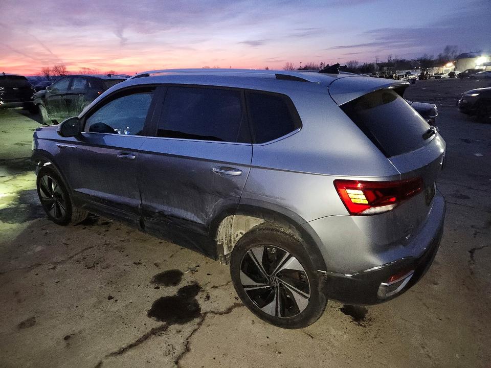 Продажа на аукционе авто 2024 Volkswagen Taos, vin: 3VVVX7B28RM084606, номер лота: 76601125