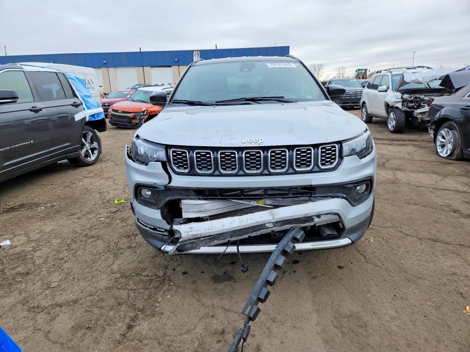 78797245 :رقم المزاد ، 3C4NJDCN4RT152574 vin ، 2024 Jeep Compass مزاد بيع