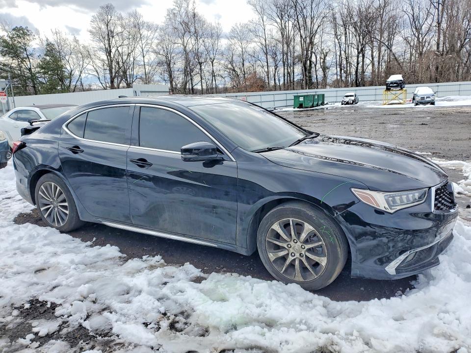 76216835 :رقم المزاد ، 19UUB2F76JA003722 vin ، 2018 Acura Tlx مزاد بيع