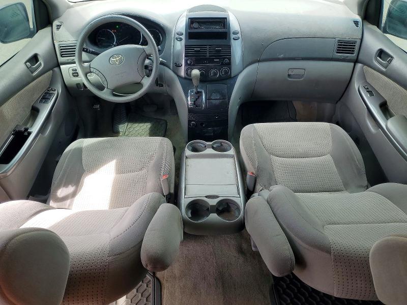 Auction sale of the 2010 Toyota Sienna, vin: 5TDKK4CC3AS290894, lot number: 78056005