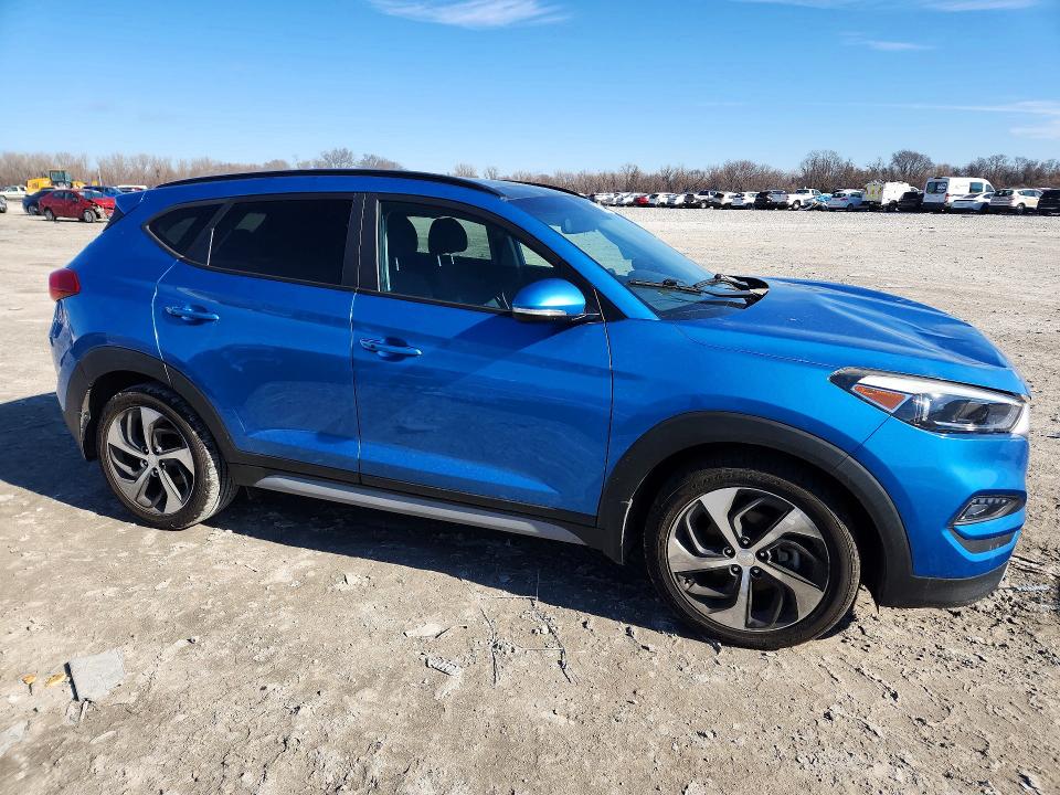 Aukcja sprzedaży 2018 Hyundai Tucson, vin: KM8J33A28JU740110, numer aukcji: 77631575
