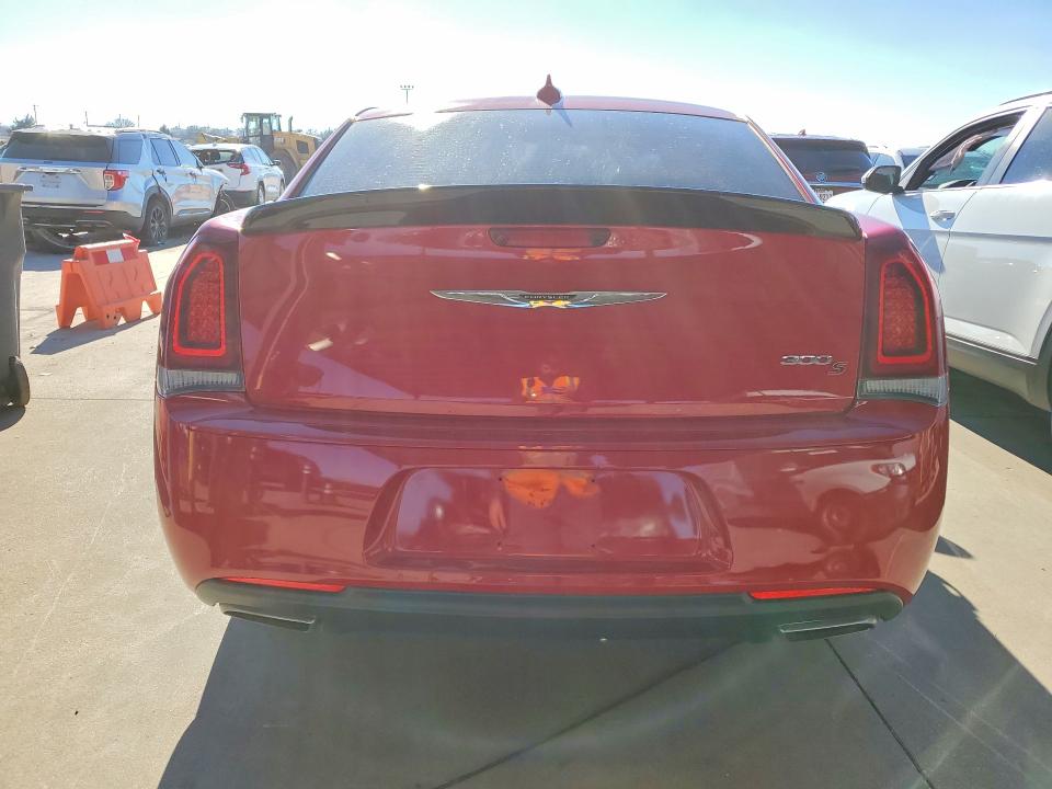 77159445 :رقم المزاد ، 2C3CCAGG7GH157256 vin ، 2016 Chrysler 300 مزاد بيع