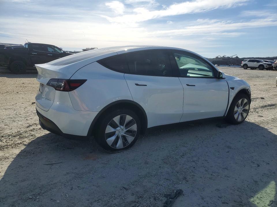 2023 Tesla Model Y მანქანა იყიდება აუქციონზე, vin: 7SAYGDEE7PF700414, აუქციონის ნომერი: 78749055