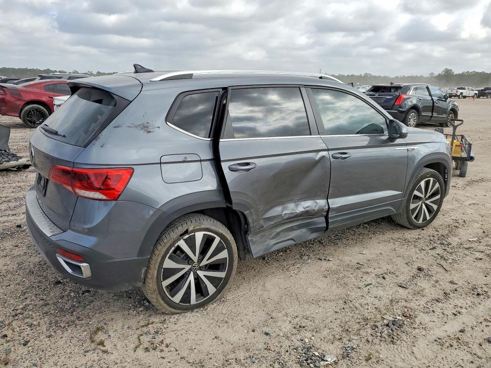 78494135 :رقم المزاد ، 3VVTX7B25NM071359 vin ، 2022 Volkswagen Taos مزاد بيع