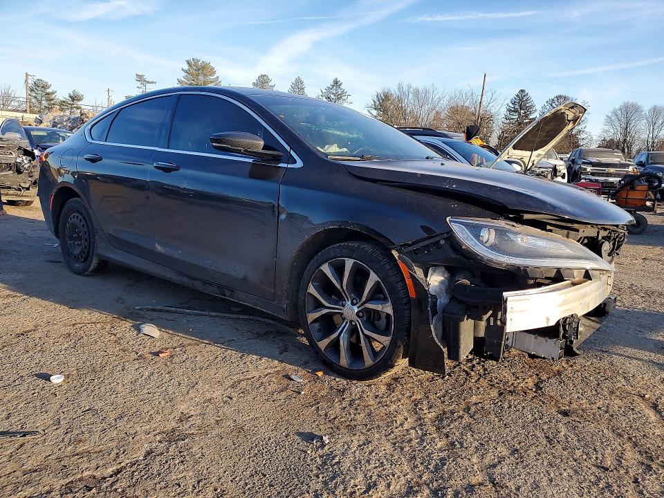Продажа на аукционе авто 2015 Chrysler 200, vin: 1C3CCCCB3FN565376, номер лота: 77580965