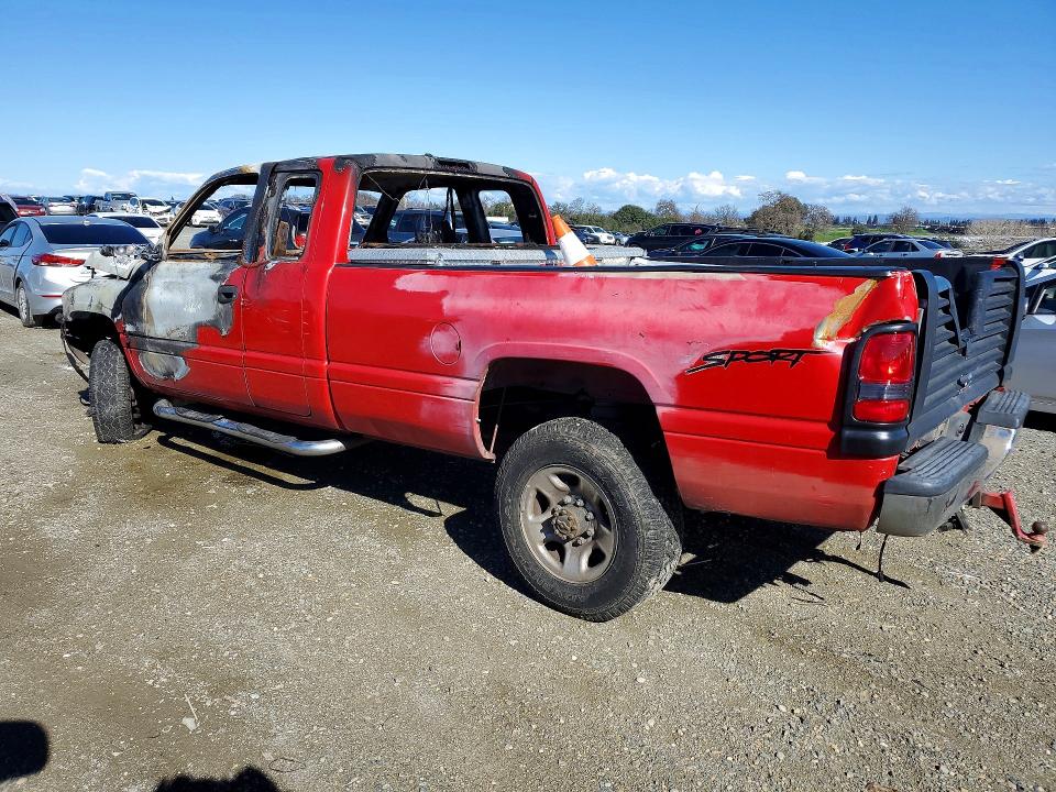 77068755 :رقم المزاد ، 1B7KF23D6WJ117070 vin ، 1998 Dodge Ram 2500 مزاد بيع