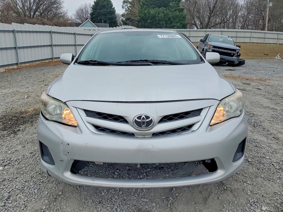 Продаж на аукціоні авто 2013 Toyota Corolla, vin: 2T1BU4EE5DC926740, номер лоту: 77136805