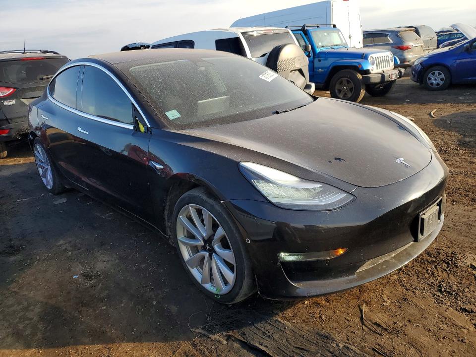 2018 Tesla Model 3 მანქანა იყიდება აუქციონზე, vin: 5YJ3E1EB9JF090475, აუქციონის ნომერი: 78705225