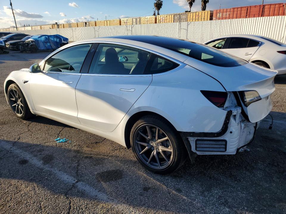 77729545 :رقم المزاد ، 5YJ3E1EA2KF397155 vin ، 2019 Tesla Model 3 مزاد بيع