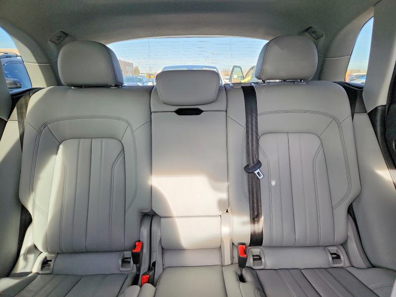 76650715 :رقم المزاد ، WA1GAAFY3N2053277 vin ، 2022 Audi Q5 مزاد بيع