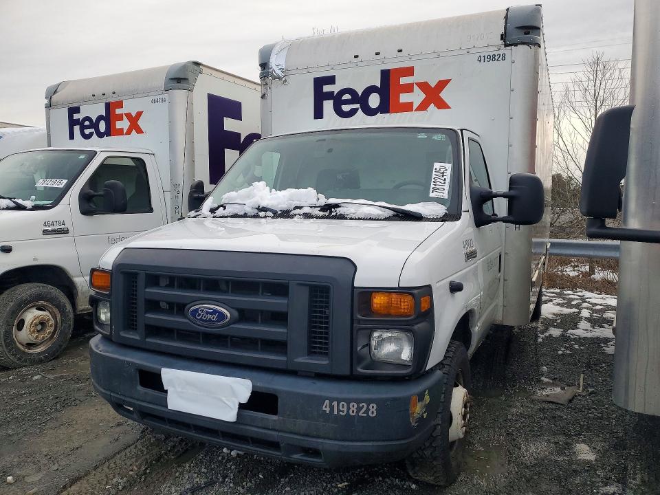 2015 Ford Econoline მანქანა იყიდება აუქციონზე, vin: 1FDWE3FS2FDA18339, აუქციონის ნომერი: 78122445