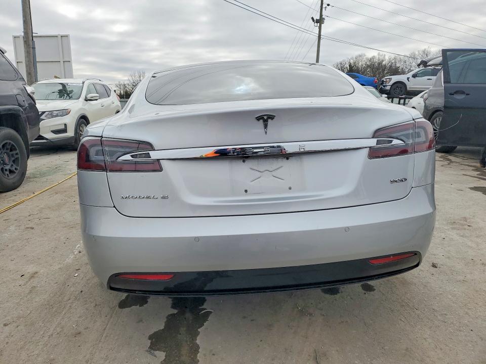 75438415 :رقم المزاد ، 5YJSA1E29GF174179 vin ، 2016 Tesla Model S مزاد بيع