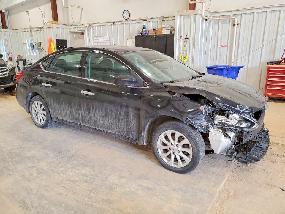 Продаж на аукціоні авто 2018 Nissan Sentra, vin: 3N1AB7AP3JY271454, номер лоту: 79379315