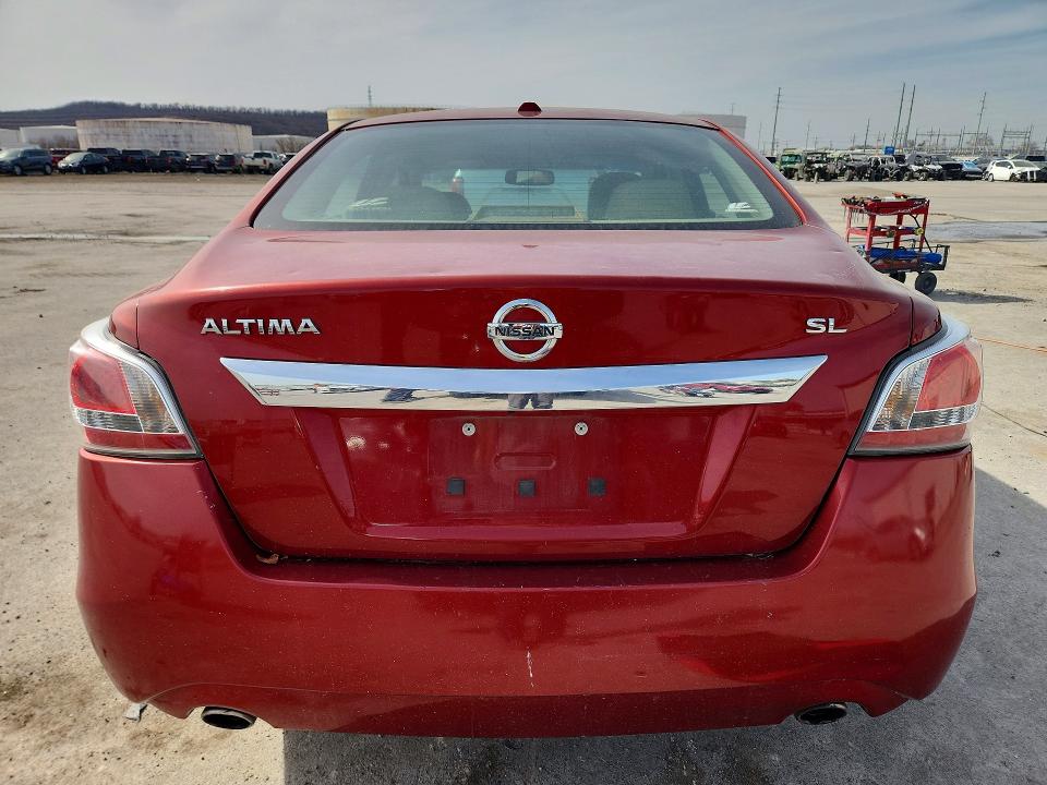 2015 Nissan Altima მანქანა იყიდება აუქციონზე, vin: 1N4AL3AP2FC143764, აუქციონის ნომერი: 79183465