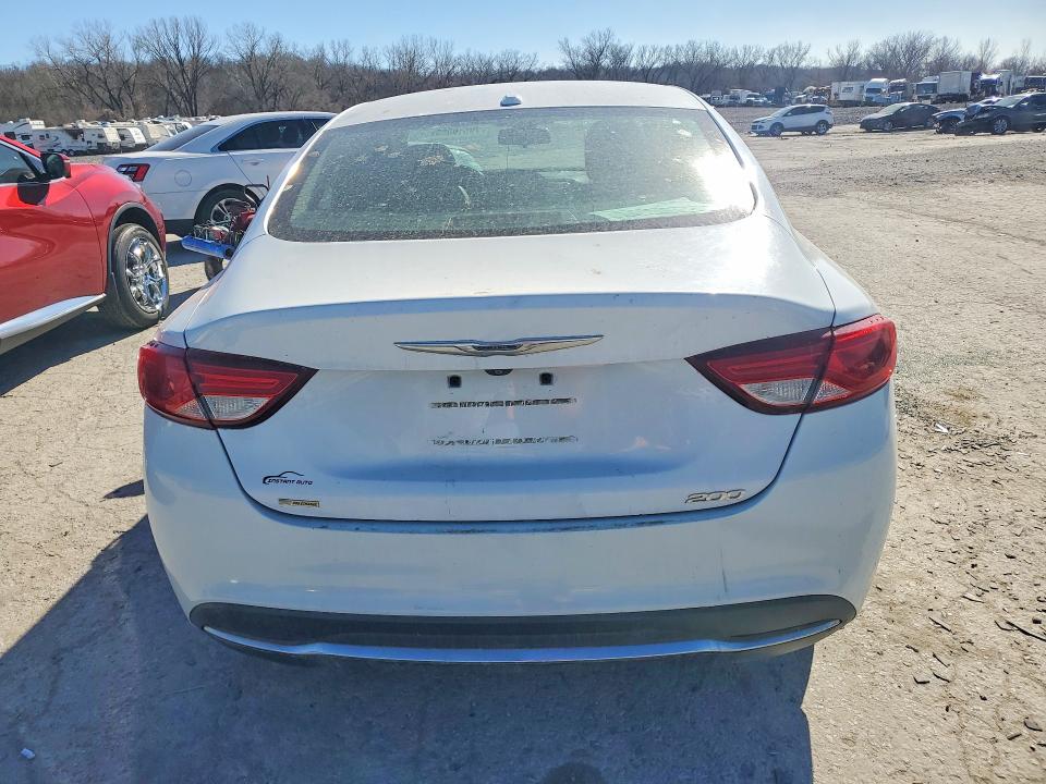 Продажа на аукционе авто 2016 Chrysler 200, vin: 1C3CCCAB2GN127081, номер лота: 79510395
