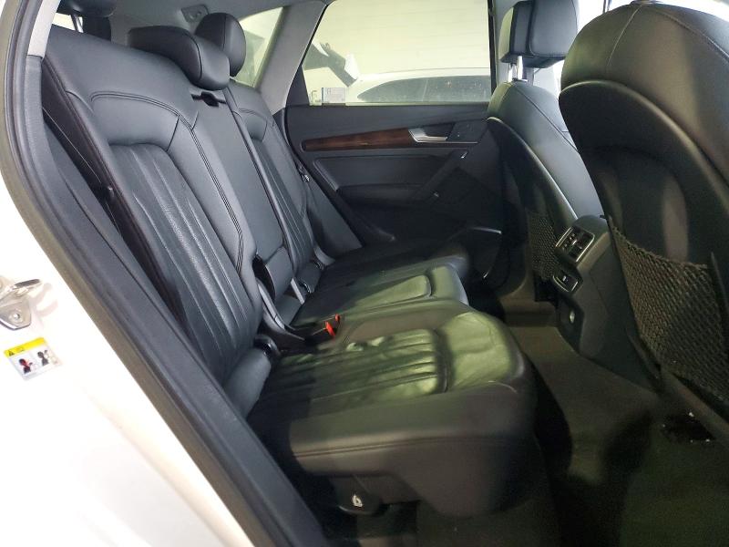 75515595 :رقم المزاد ، WA1ANAFY4J2007980 vin ، 2018 Audi Q5 Premium مزاد بيع