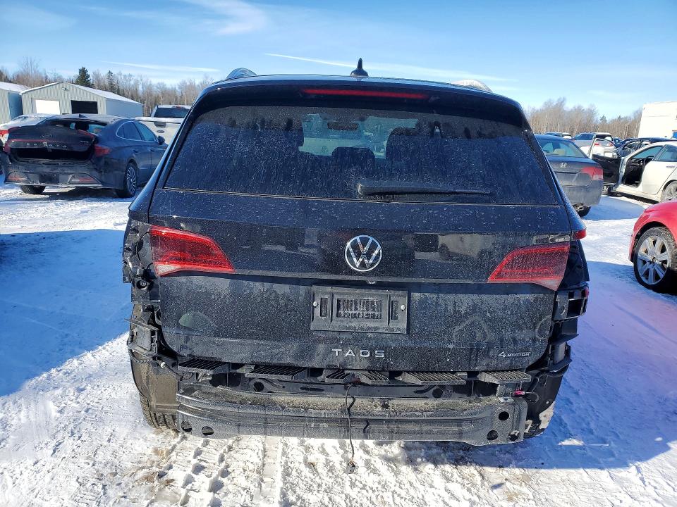 76525845 :رقم المزاد ، 3VV4X7B23RM127311 vin ، 2024 Volkswagen Taos مزاد بيع