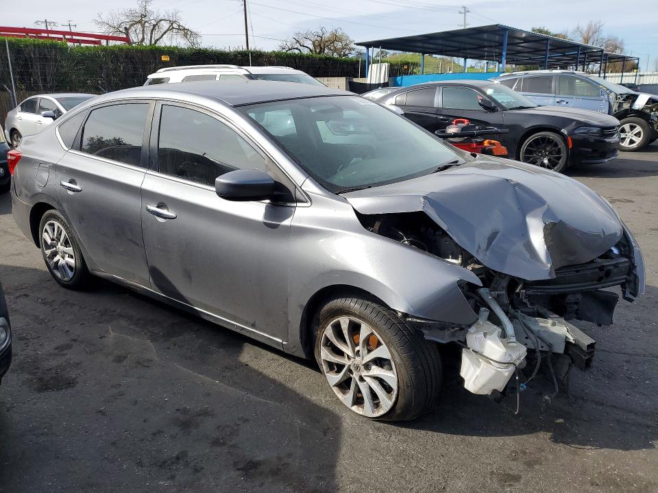 76208595 :رقم المزاد ، 3N1AB7AP7KL613275 vin ، 2019 Nissan Sentra مزاد بيع