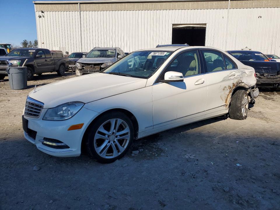 76671355 :رقم المزاد ، WDDGF8BB1CA601741 vin ، 2012 Mercedes-benz C مزاد بيع