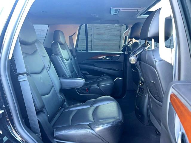 Auction sale of the 2019 Cadillac Escalade L, vin: 1GYS3BKJ5KR329853, lot number: 77790885