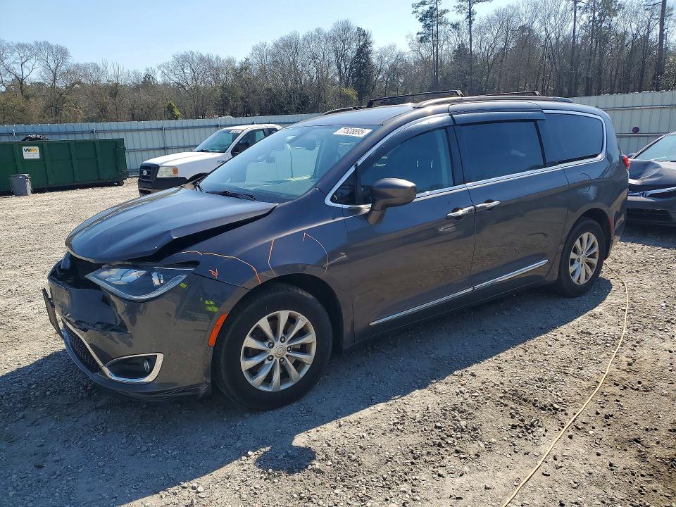 Продажа на аукционе авто 2017 Chrysler Pacifica, vin: 2C4RC1BG8HR788364, номер лота: 77528895
