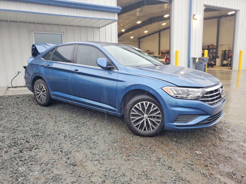 75003435 :رقم المزاد ، 3VWC57BU3MM067313 vin ، 2021 Volkswagen Jetta مزاد بيع