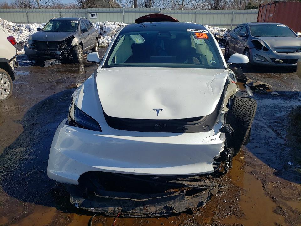 78500415 :رقم المزاد ، 5YJ3E1EB1SF938284 vin ، 2025 Tesla Model 3 مزاد بيع