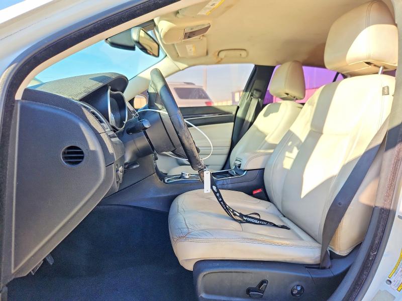 Продажа на аукционе авто 2015 Chrysler 300, vin: 2C3CCAAG0FH785876, номер лота: 79047935