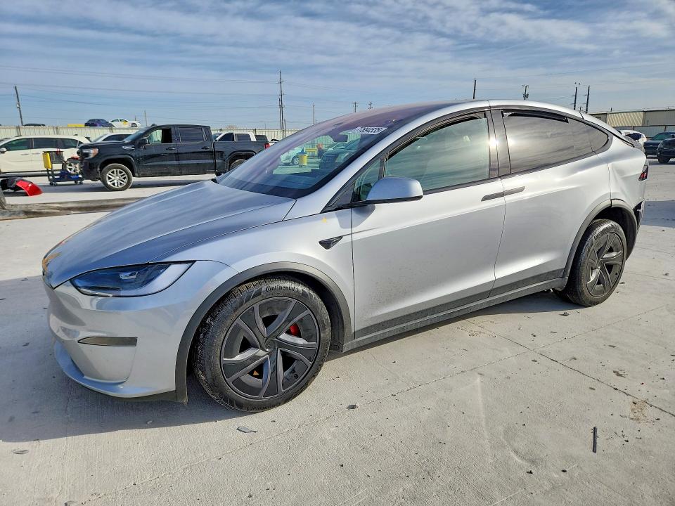 77894535 :رقم المزاد ، 7SAXCBE63TF473883 vin ، 2026 Tesla Model X مزاد بيع