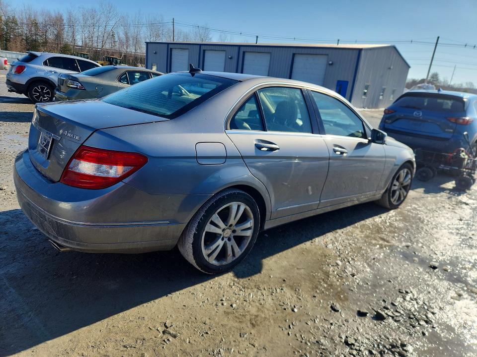 2011 Mercedes-benz C მანქანა იყიდება აუქციონზე, vin: WDDGF8BB4BR167007, აუქციონის ნომერი: 78807045