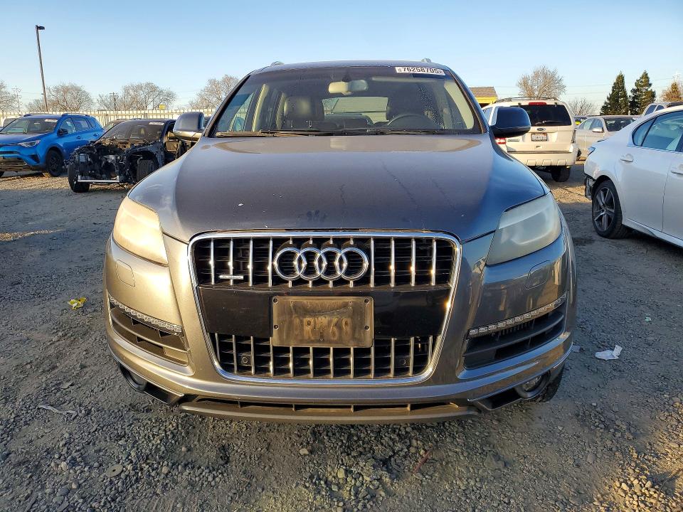 Продажа на аукционе авто 2013 Audi Q7, vin: WA1LMAFE0DD013883, номер лота: 76258705