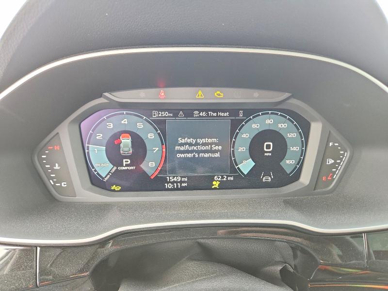 77800995 :رقم المزاد ، WA1EECF30S1108376 vin ، 2025 Audi Q3 مزاد بيع