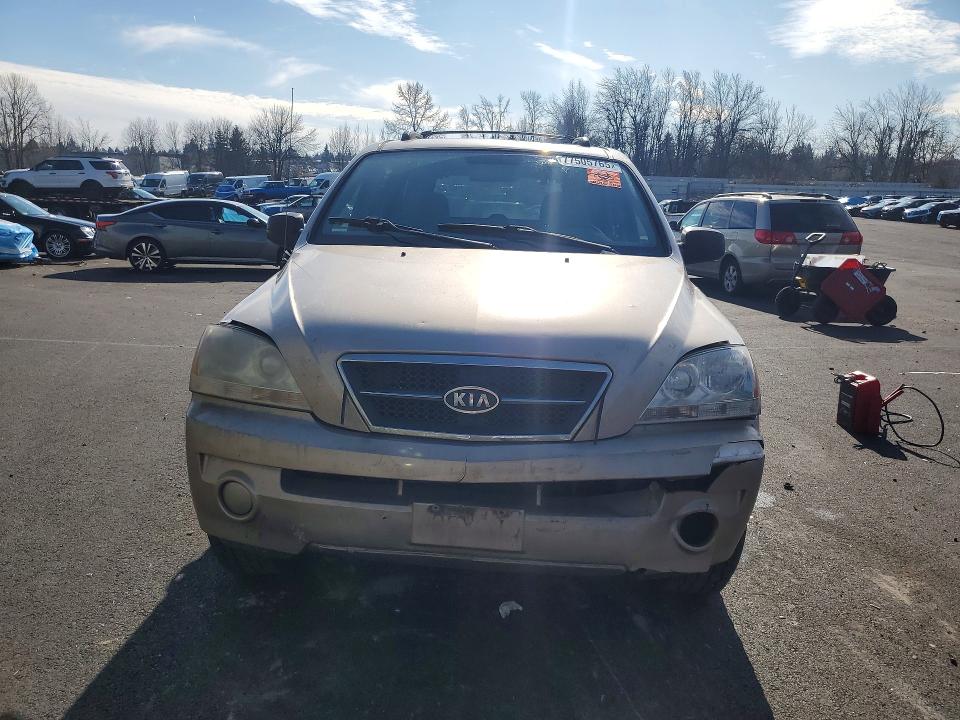 2005 Kia Sorento მანქანა იყიდება აუქციონზე, vin: KNDJC733755487394, აუქციონის ნომერი: 77505765